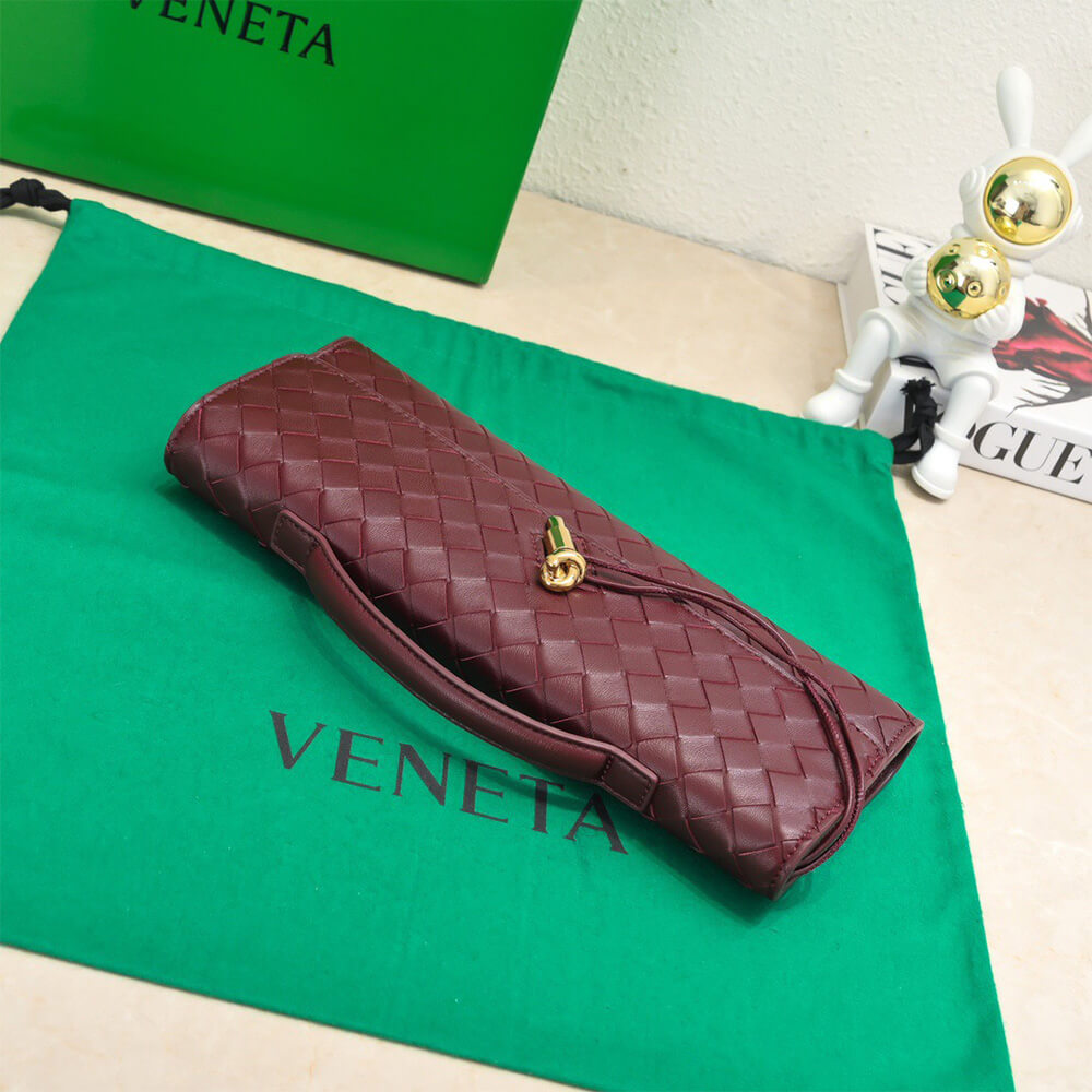 Bottega Veneta Andiamo Clutch