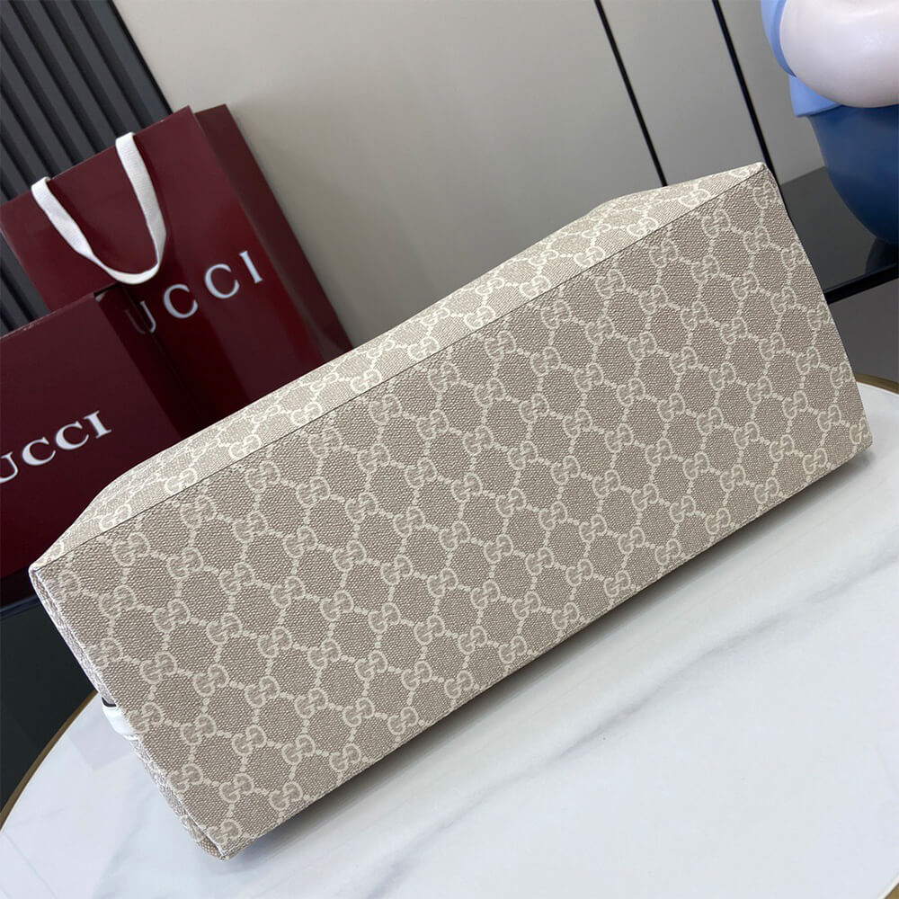 Gucci Emblem Large