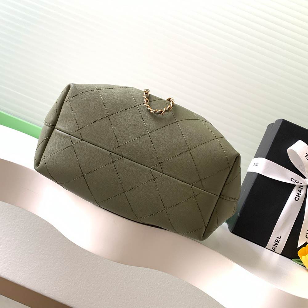 CHANEL Hobo Handbag(HIGH-END GRADE)