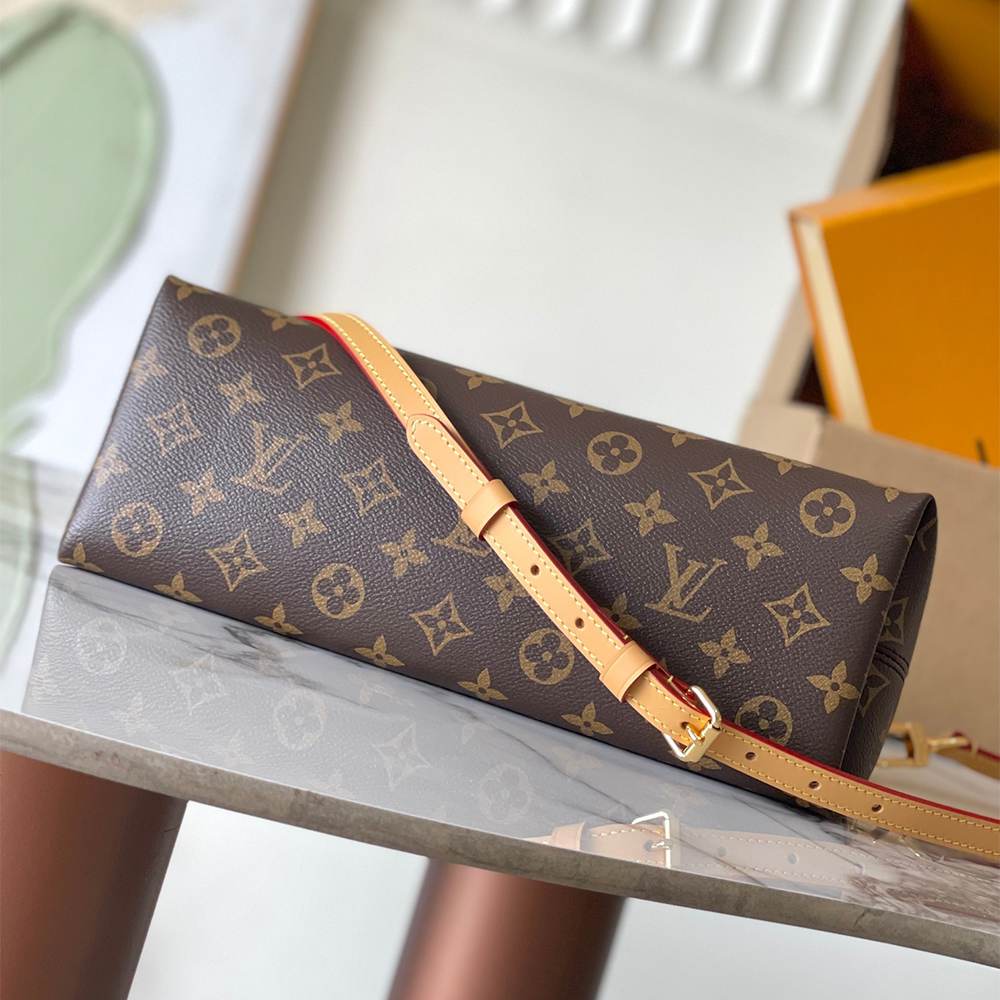 LV Ever More PM