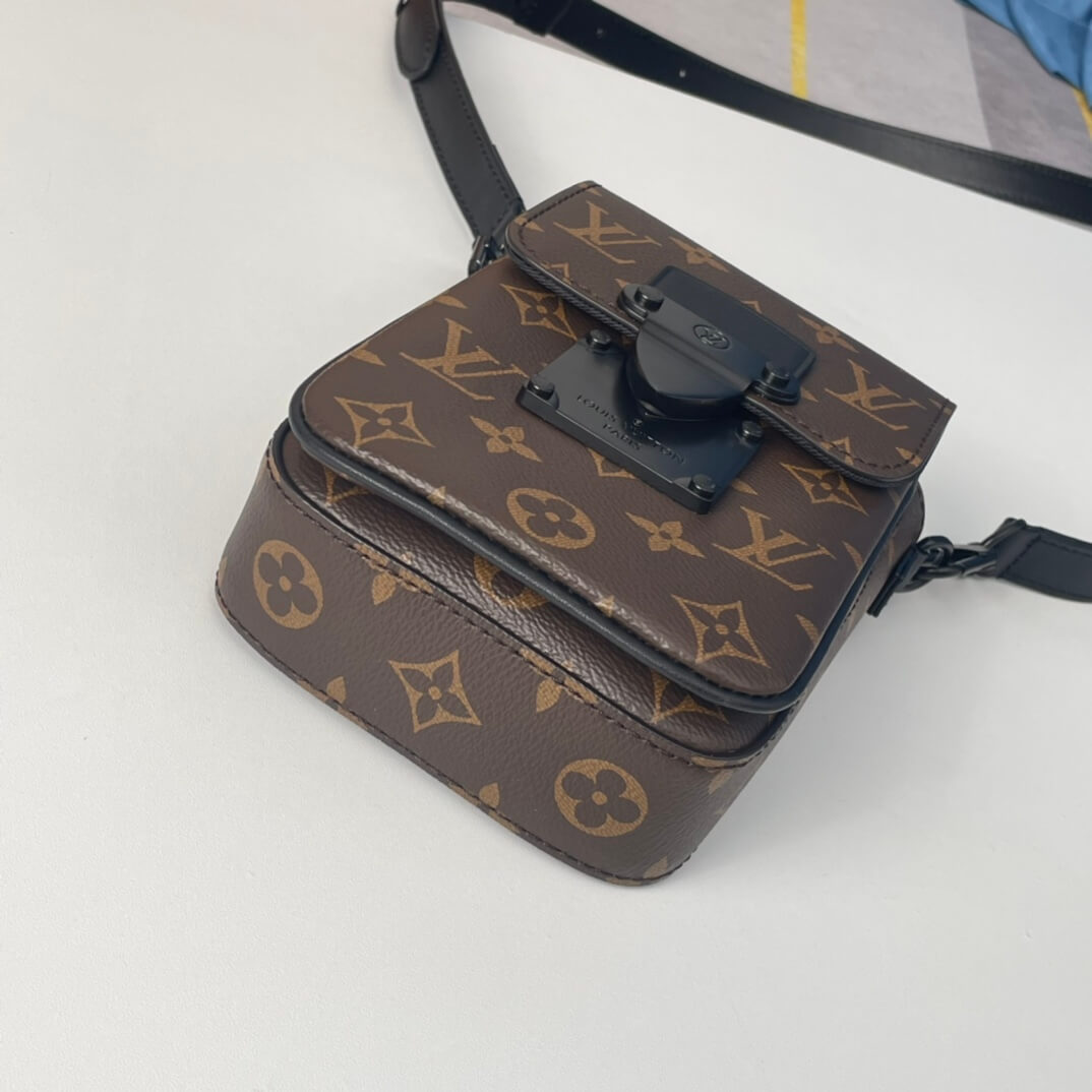 Louis Vuitton S-Lock Vertical