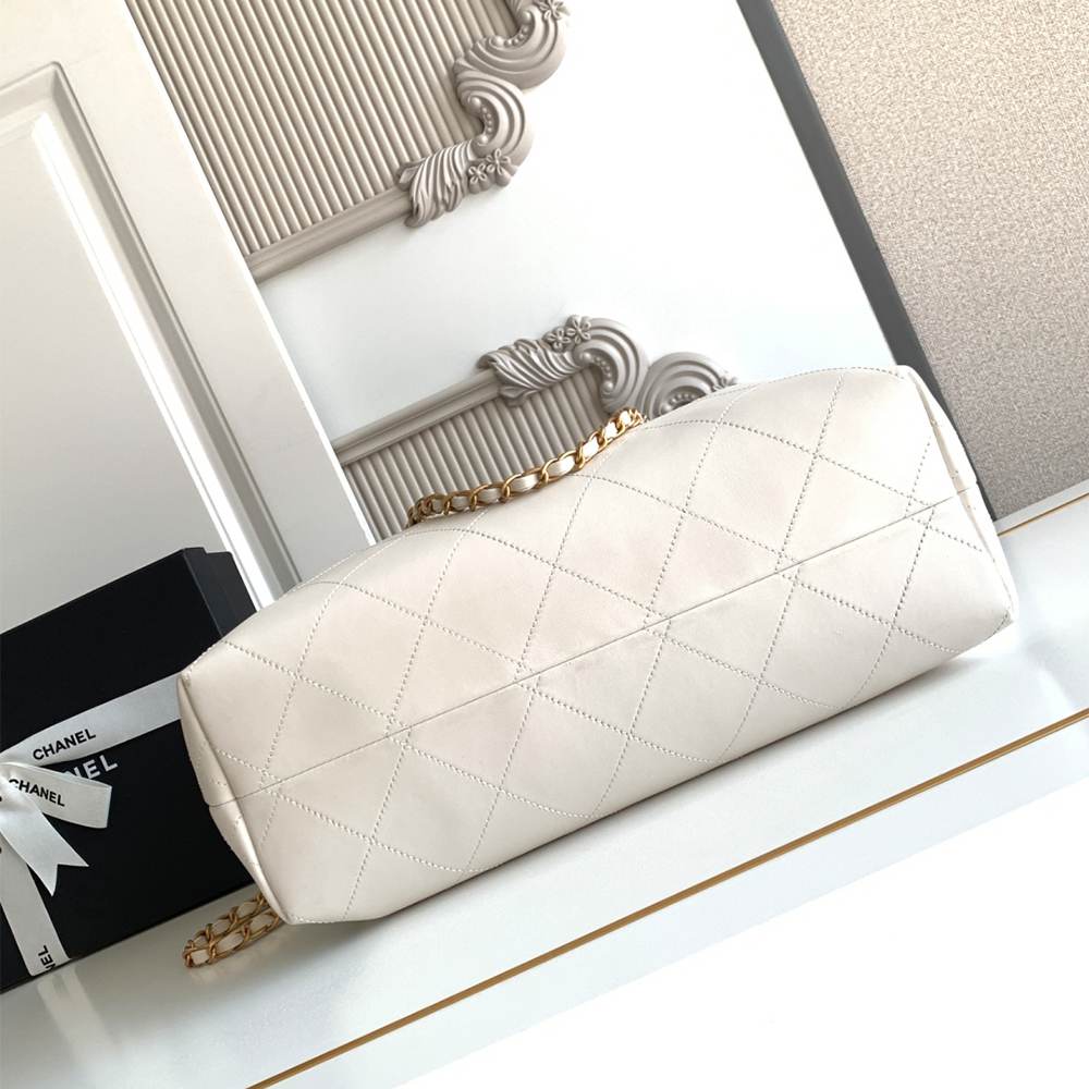 CHANEL Small Shopping Bag(high-end grade)