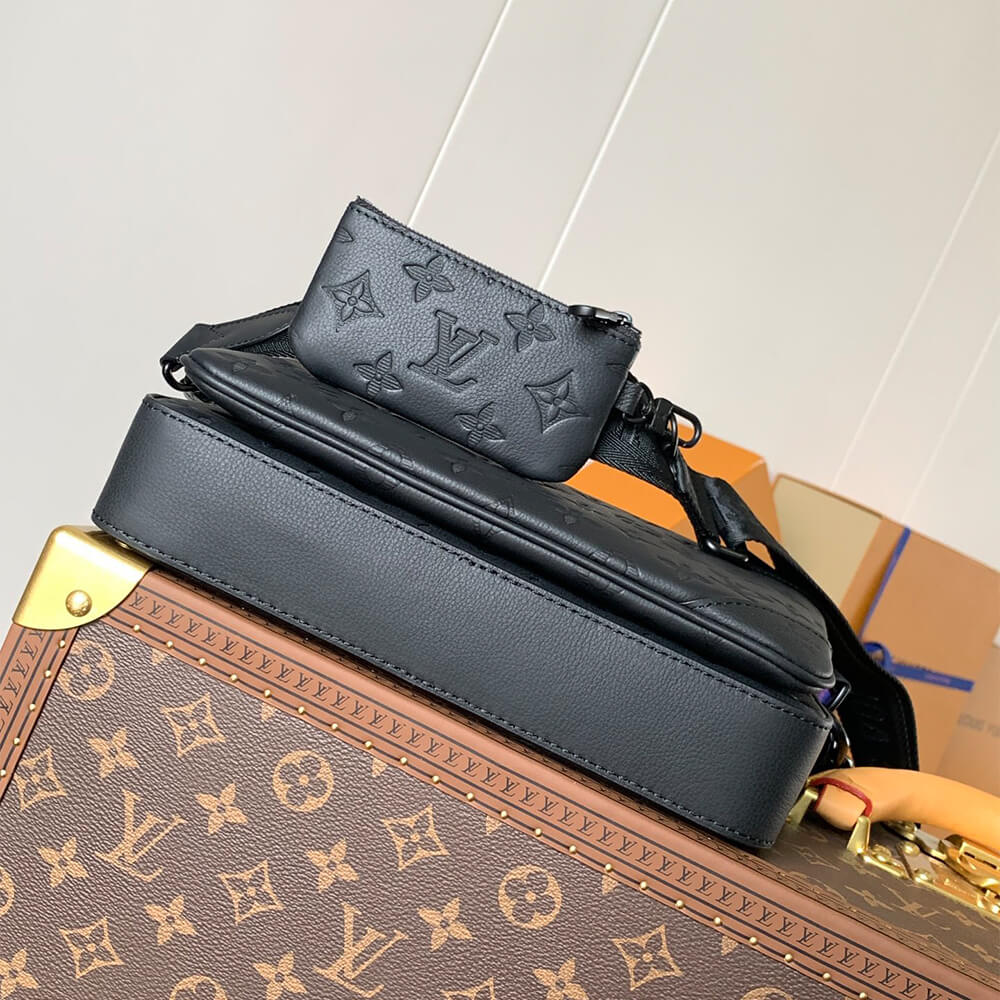 Louis Vuitton Rio Messenger Bag