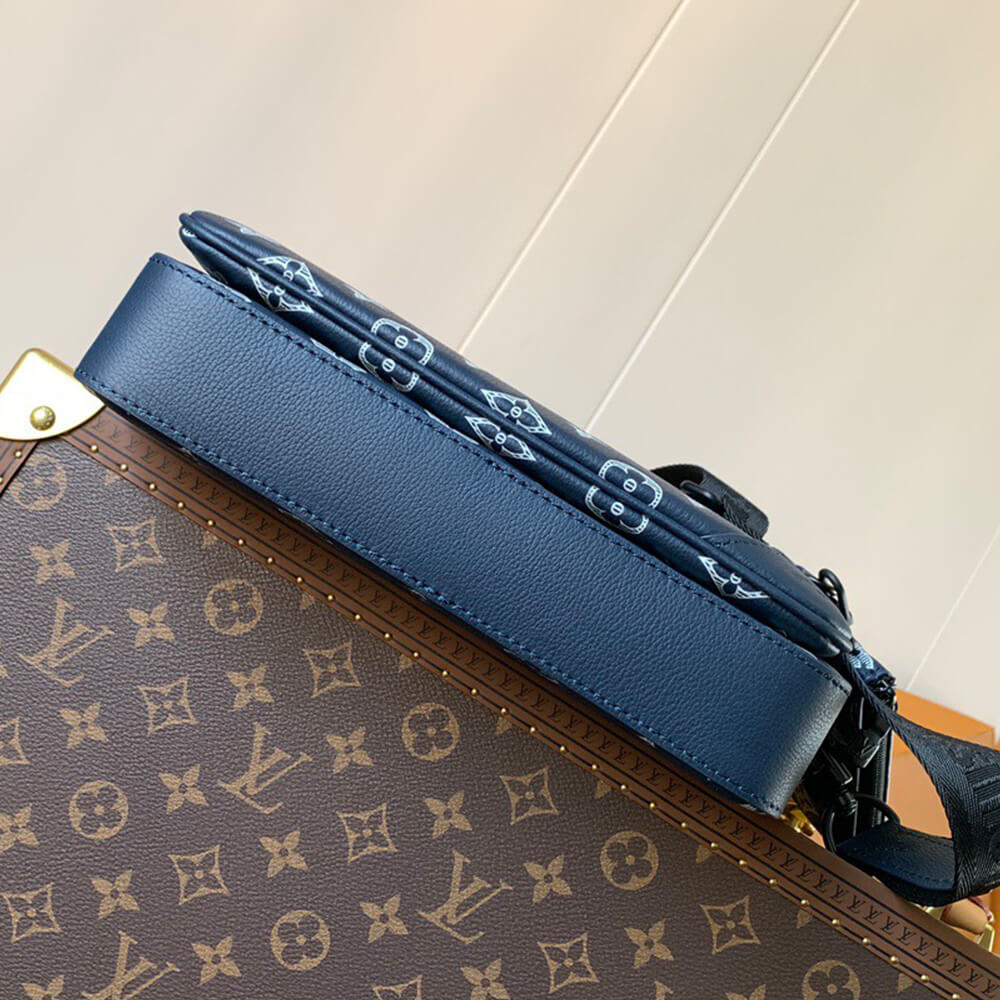 Louis Vuitton Rio Messenger Bag