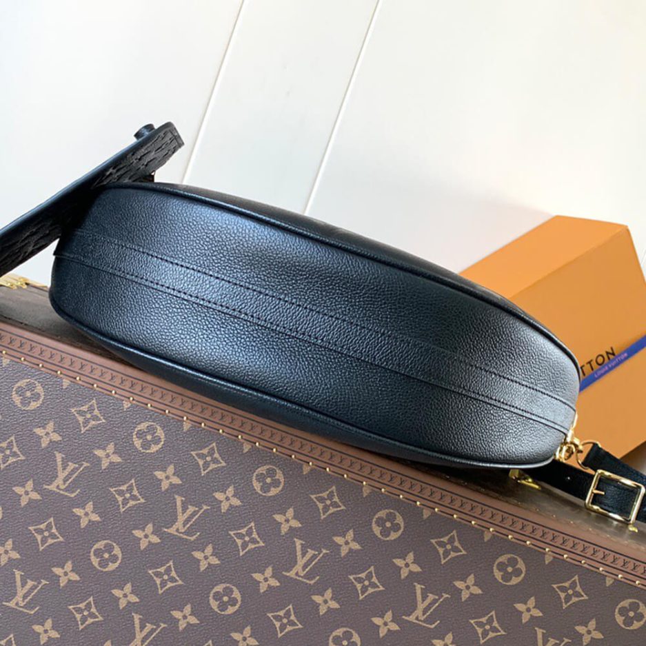 Louis Vuitton Loop Hobo