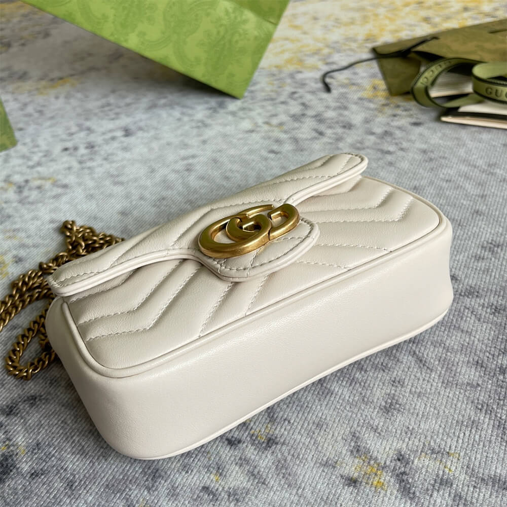 Gucci Marmont Super Mini