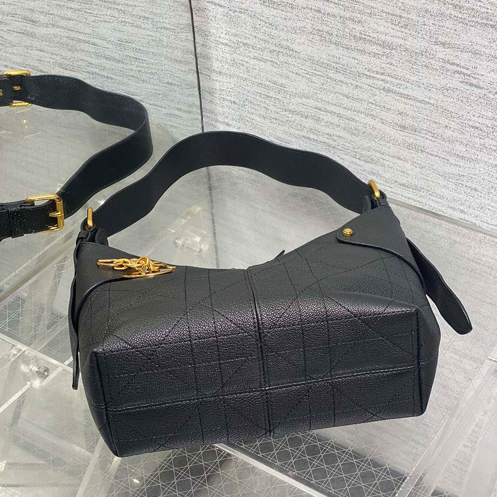 Dior Small Dior Voyage Bag(high-end grade)