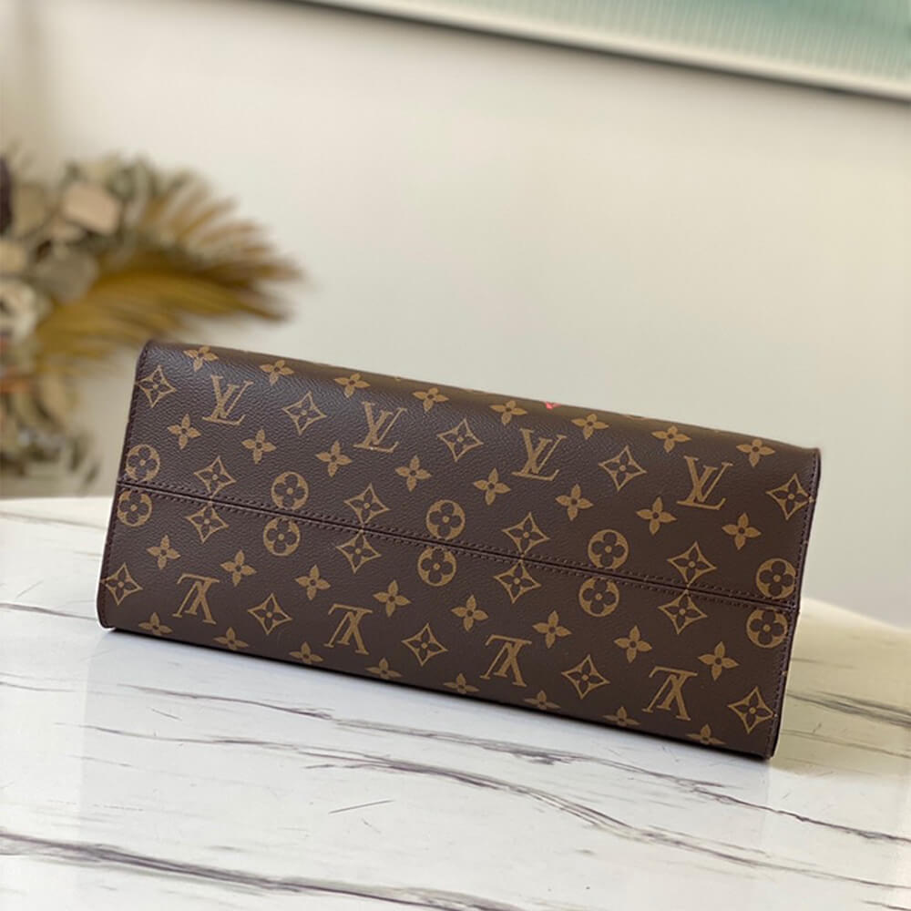 Louis Vuitton OnTheGo MM