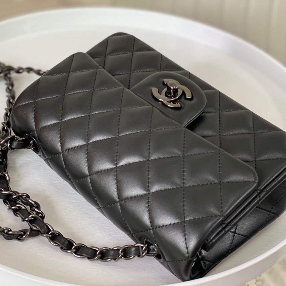 CHANEL Mini Flap Handbag(high-end grade)