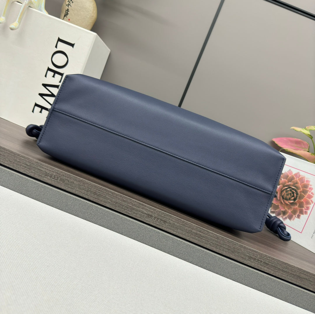 Loewe Large Flamenco