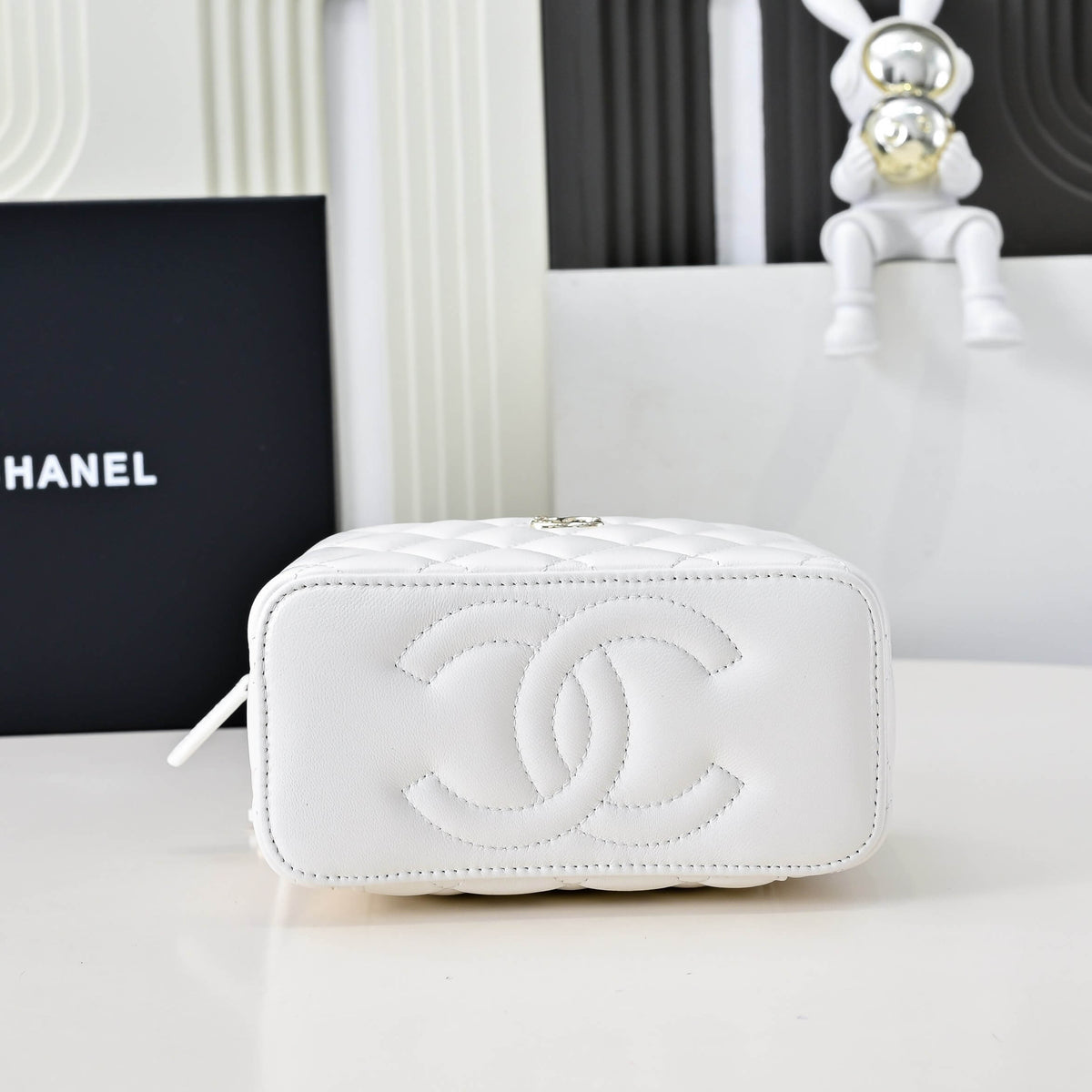 Chanel Long Vanity