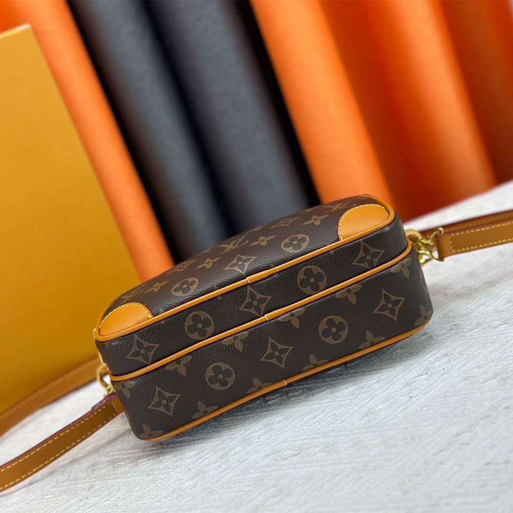 Louis Vuitton Nil