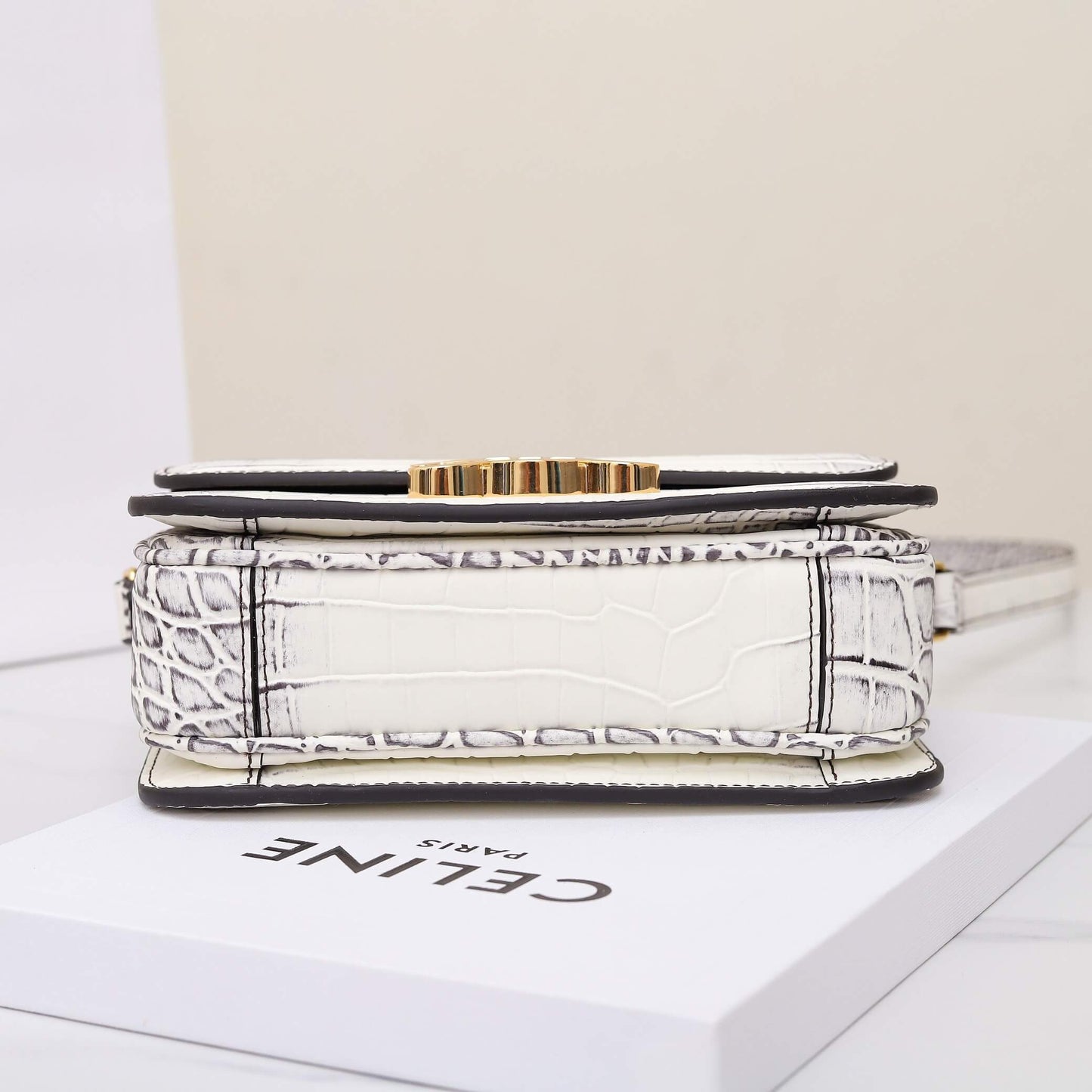 CELINE TEEN TRIOMPHE crocodile pattern handbag(HIGH-END GRADE)