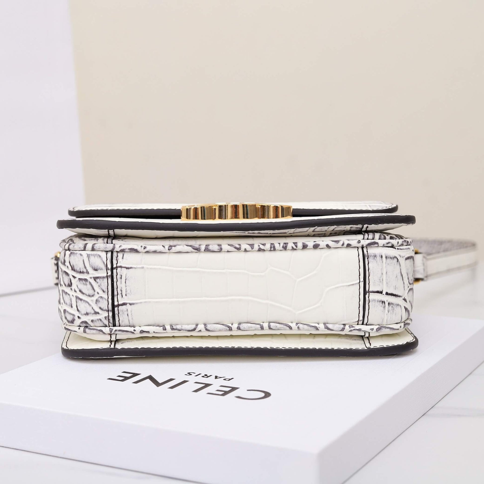 CELINE TEEN TRIOMPHE crocodile pattern handbag(HIGH-END GRADE)