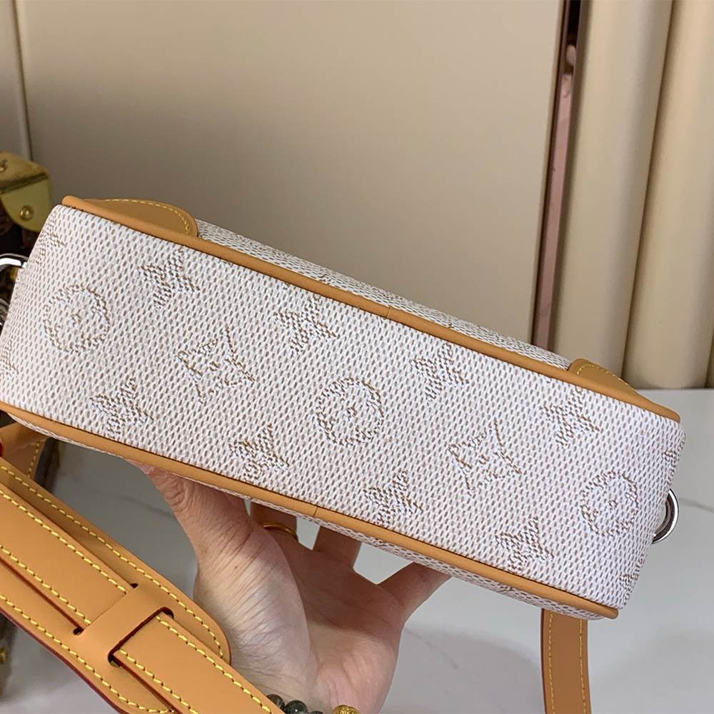 Louis Vuitton Trocadéro Wearable Wallet