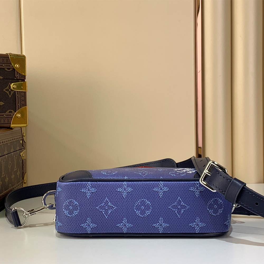 Louis Vuitton Trocadéro Wearable Wallet