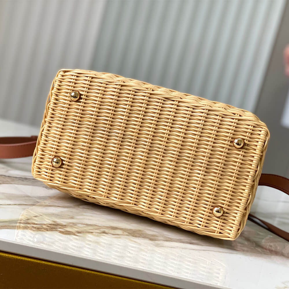 Louis Vuitton Capucines BB