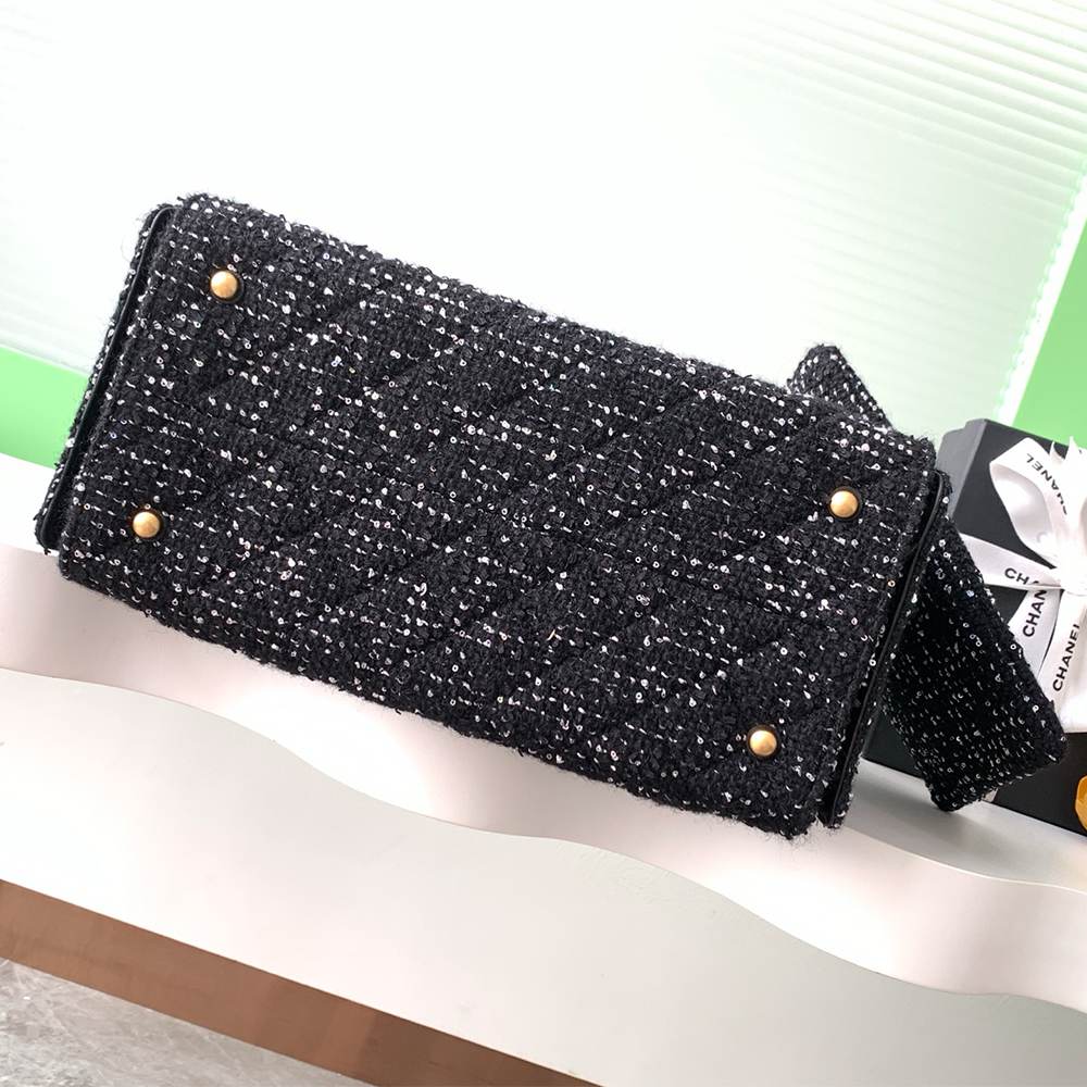 CHANEL 25 Medium Handbag(High-end grade)