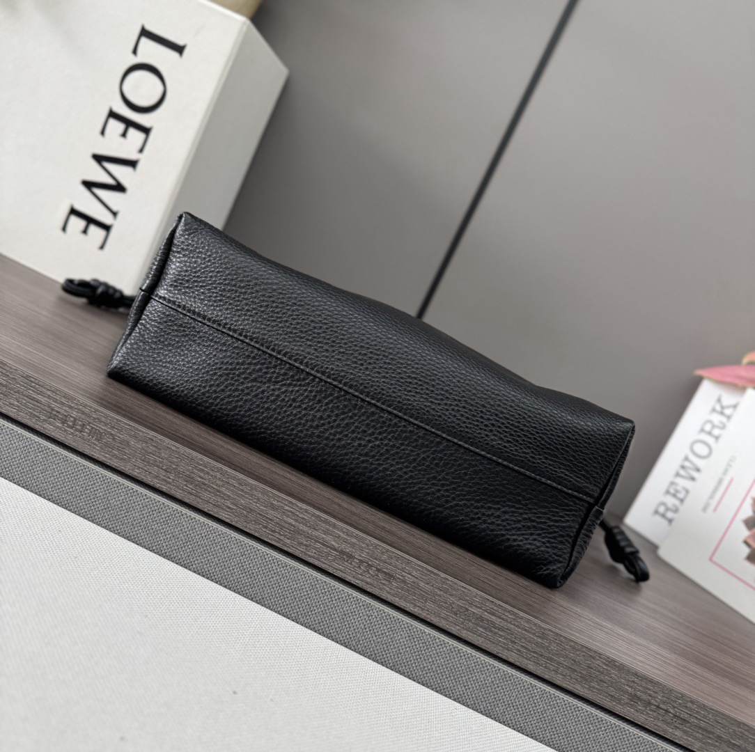 LOEWE Medium Flamenco purse in fine grained calfskin(HIGH-END GRADE)