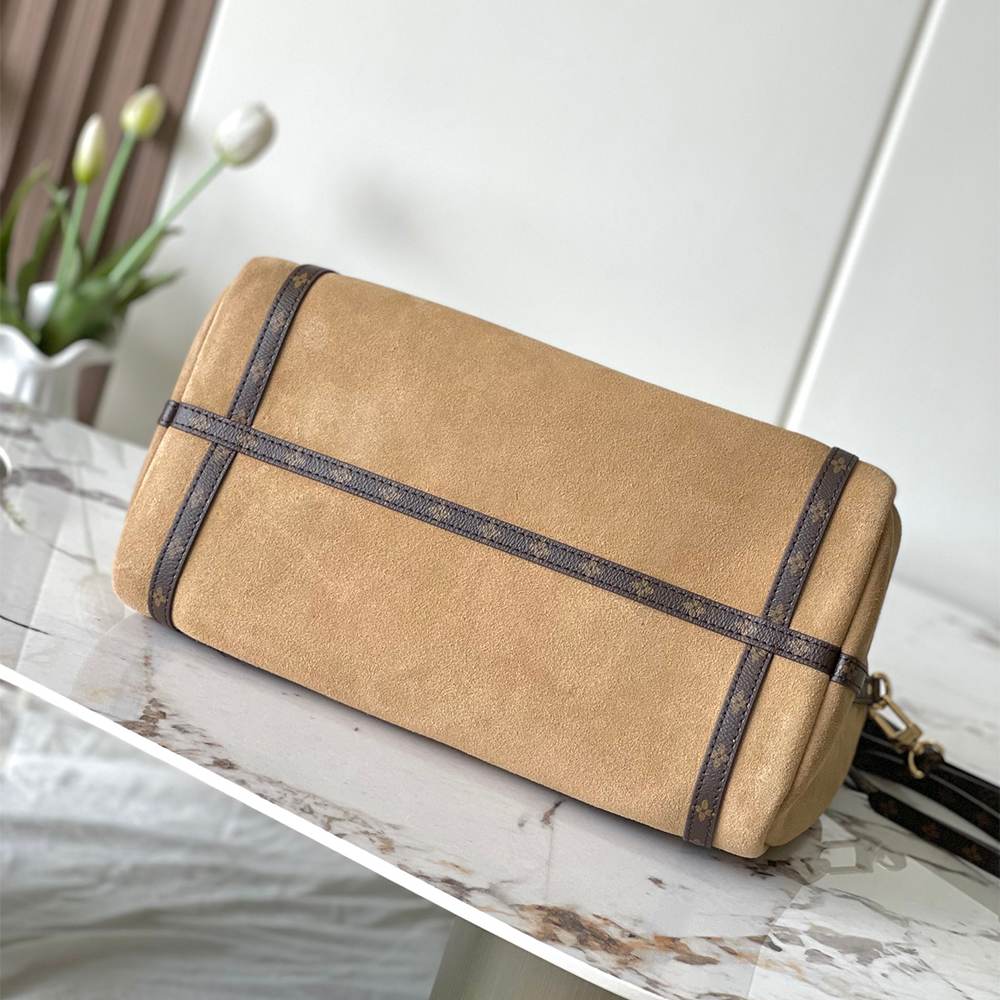 Louis Vuitton Express MM