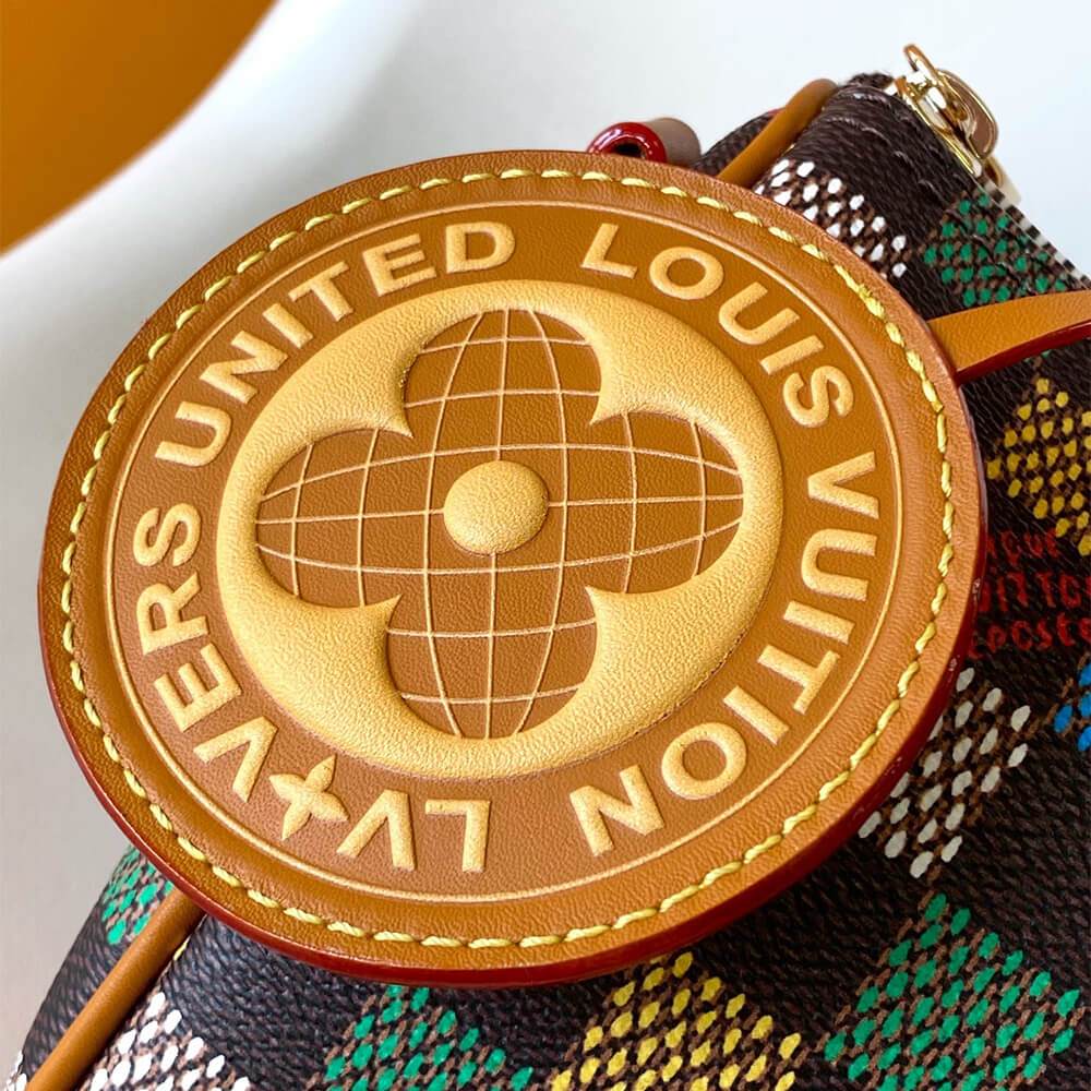 Louis Vuitton Keepall Bandoulière 25