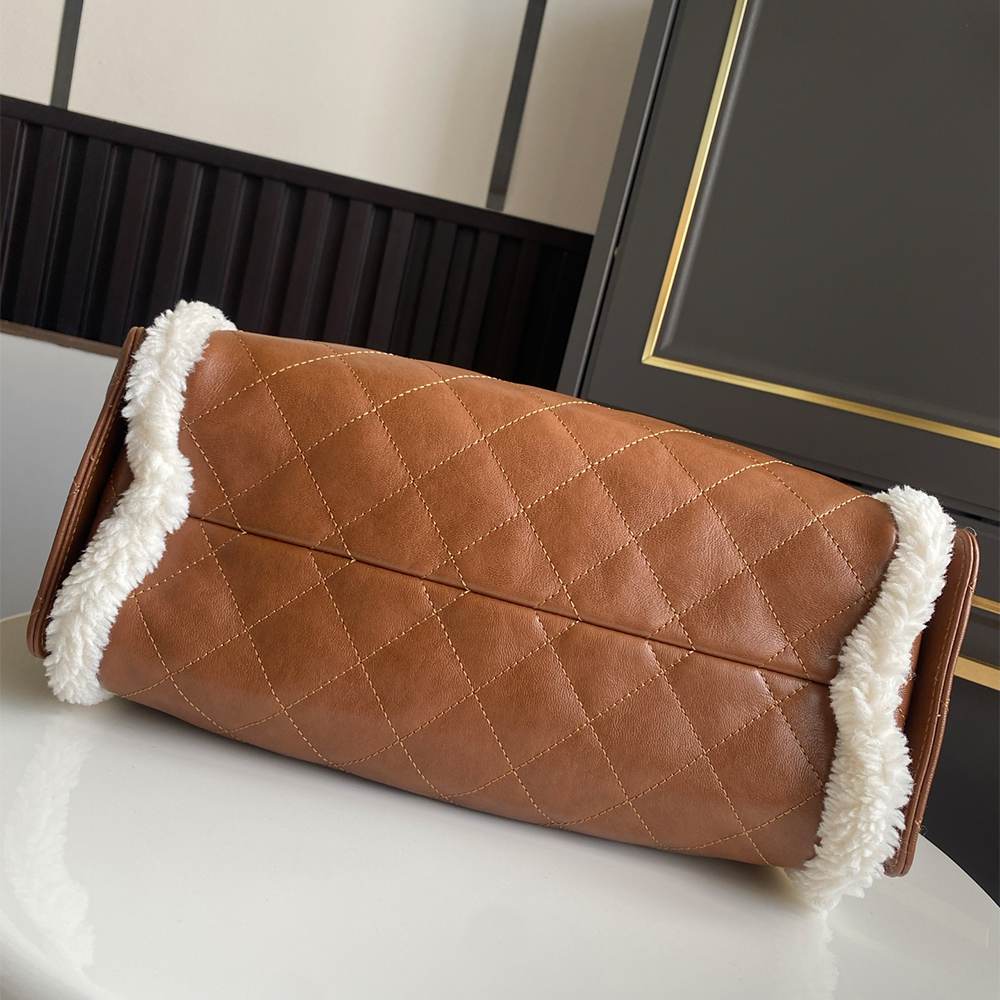 CHANEL 25 Small Handbag(High-end grade)