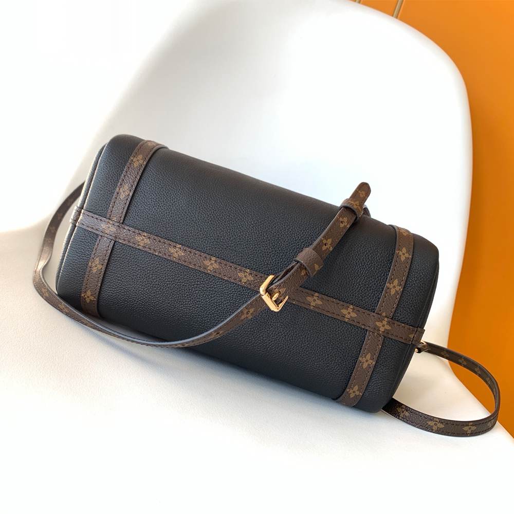 Louis Vuitton Express PM