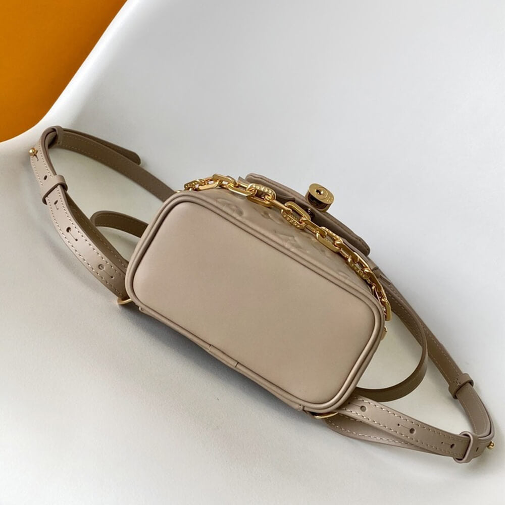 Louis Vuitton Coussin Mini