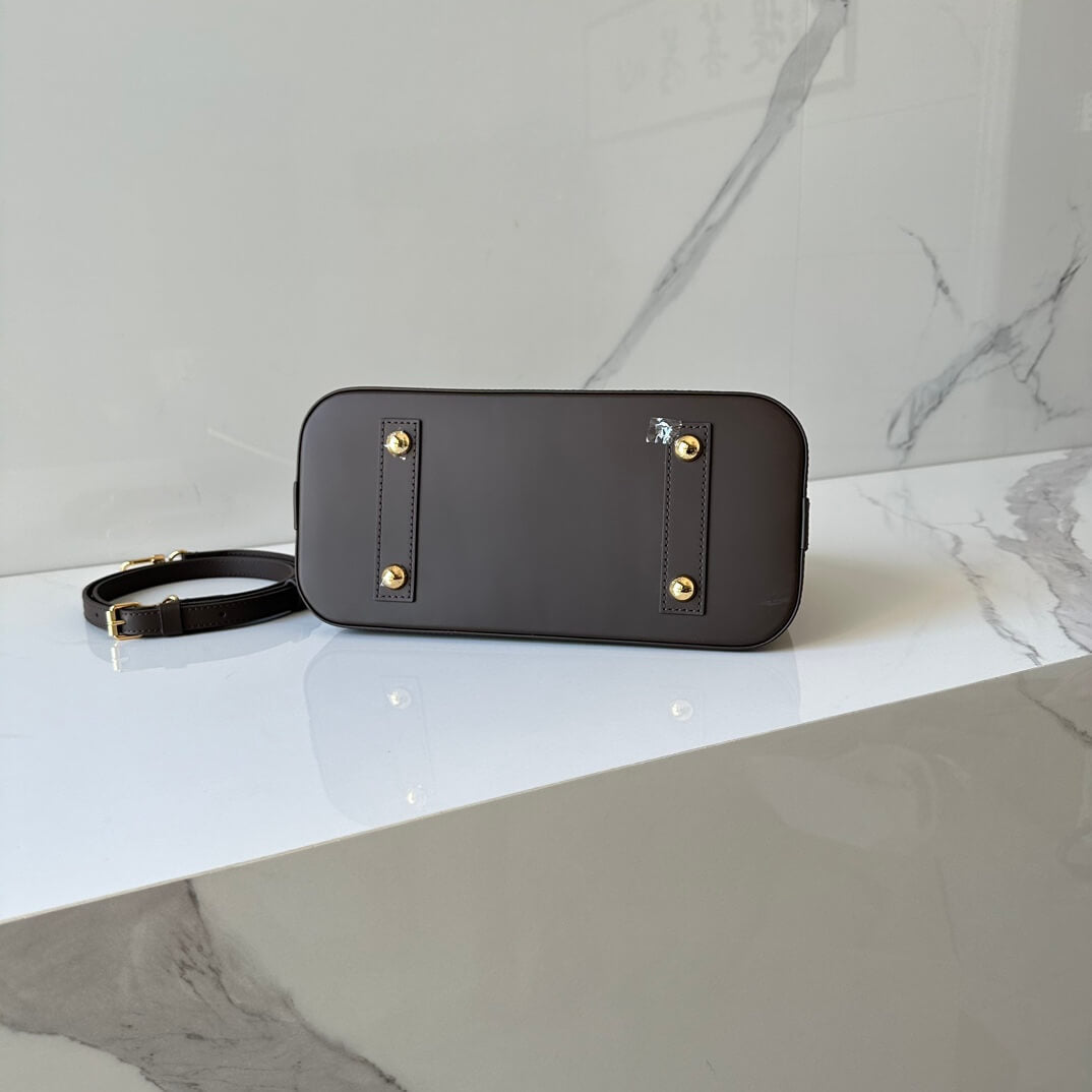 Louis Vuitton Alma PM