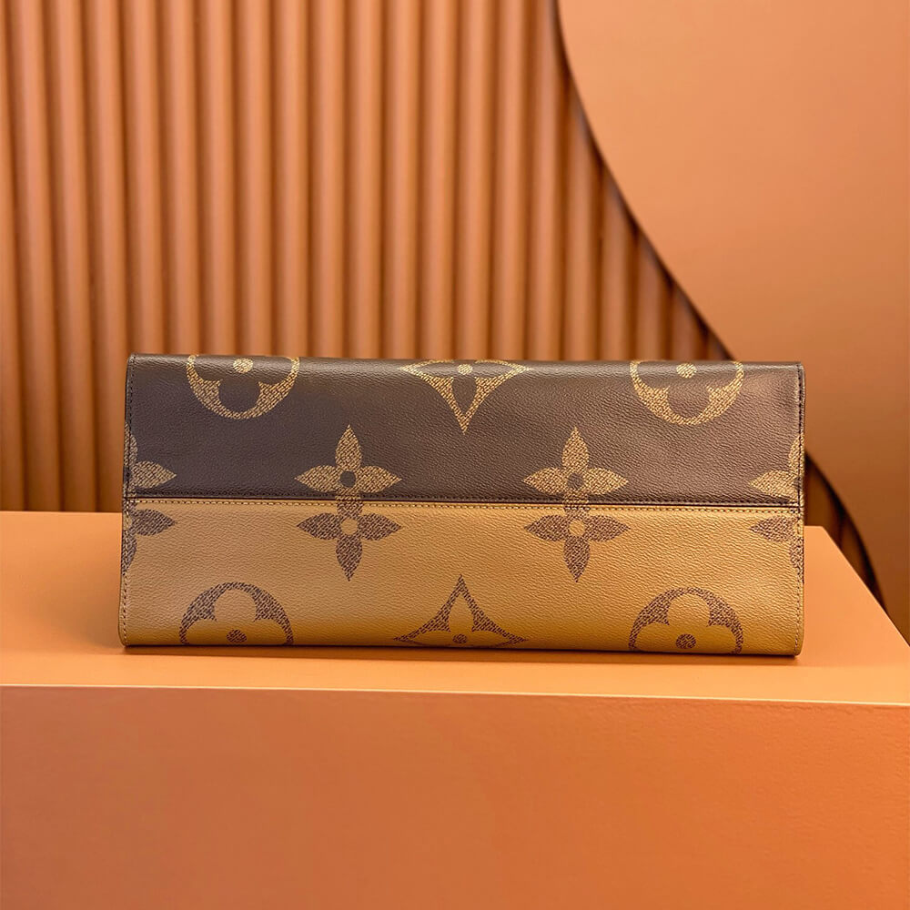 Louis Vuitton OnTheGo GM