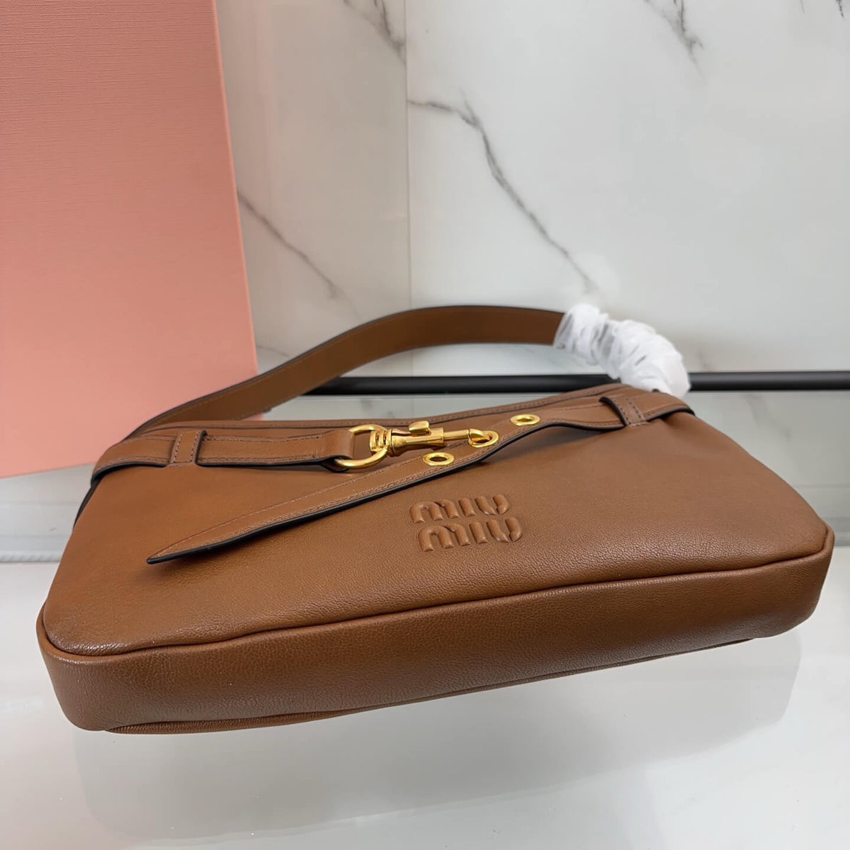 MiuMiu Aventure Nappa