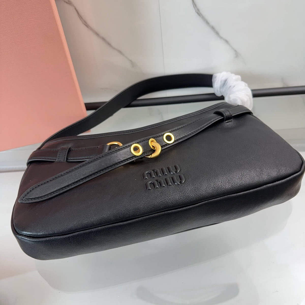 MiuMiu Aventure Nappa