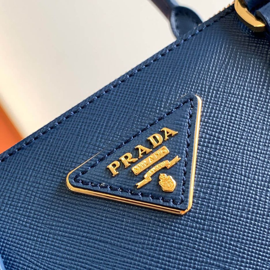 Prada Galleria Saffiano Medium