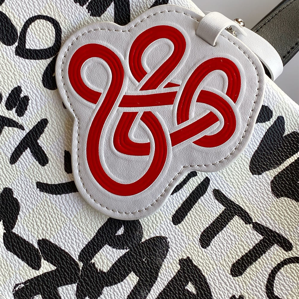 Louis Vuitton Shopper Tote MM