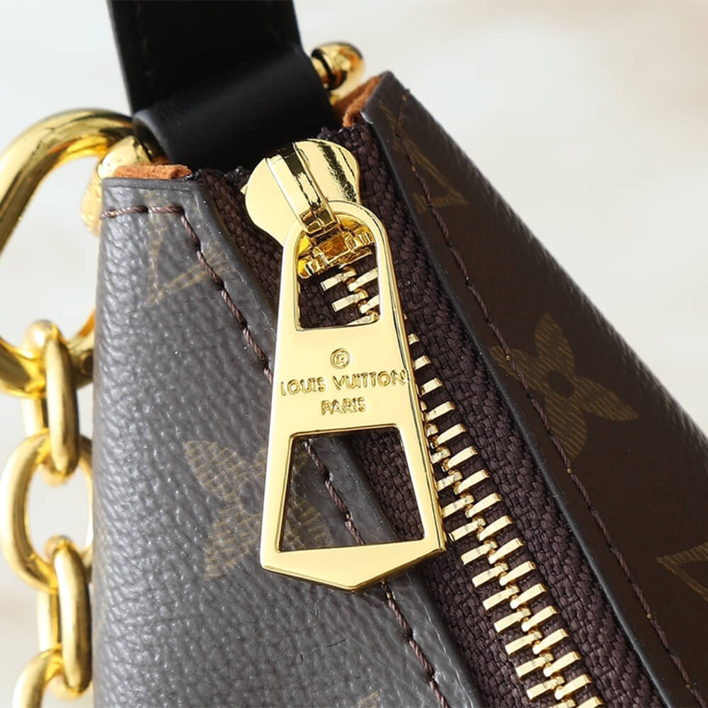Louis Vuitton Cookie BB