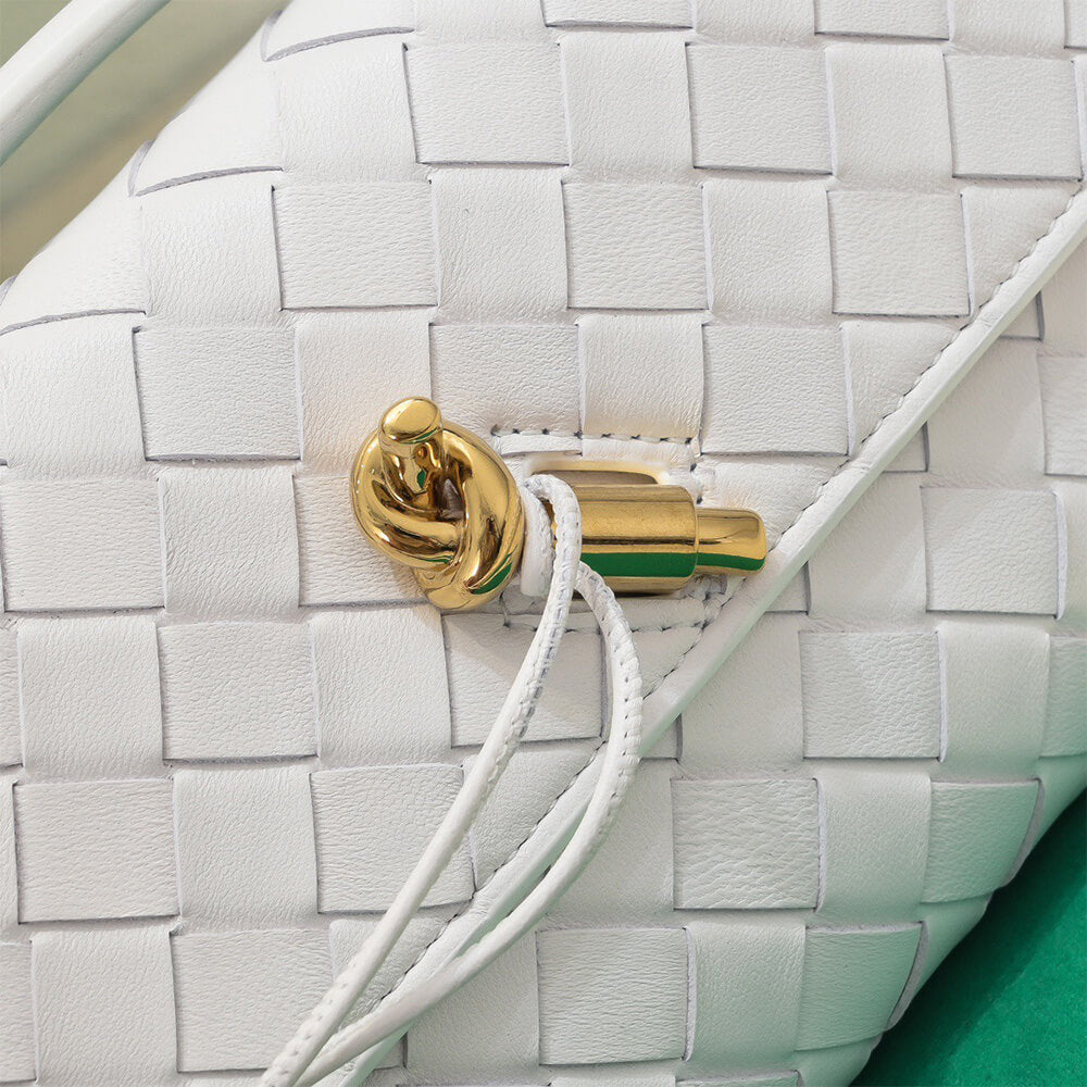 Bottega Veneta Andiamo Clutch