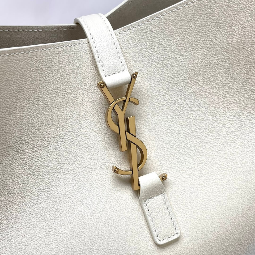 Ysl Le 5 À 7 Large