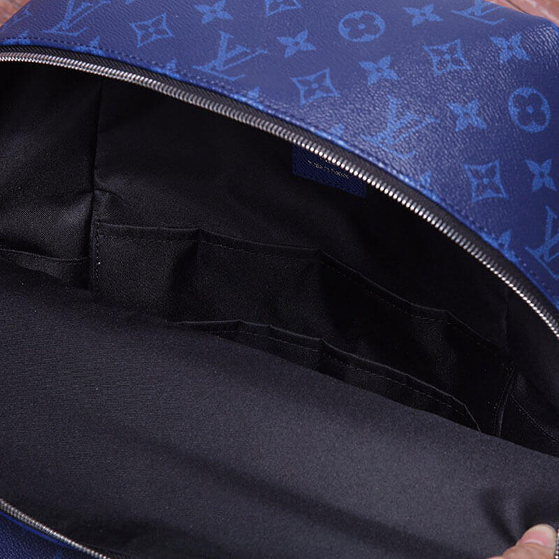 Louis Vuitton Discovery PM