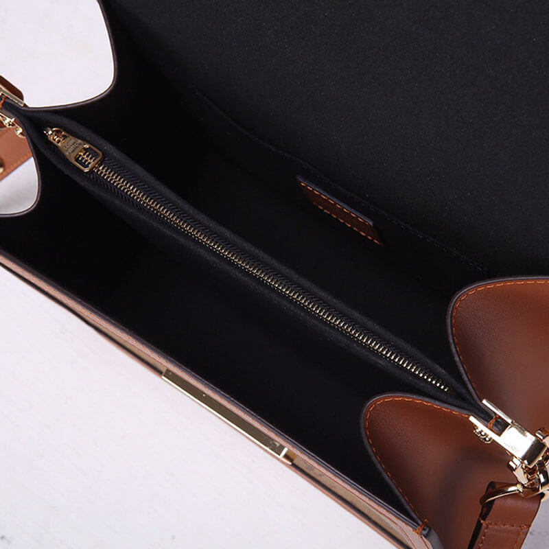 Louis Vuitton Dauphine MM