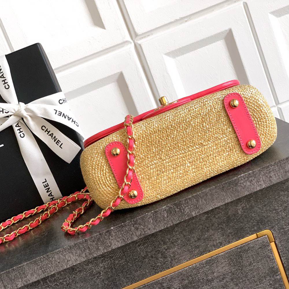 CHANEL Small Flap Bag(HIGH-END GRADE)