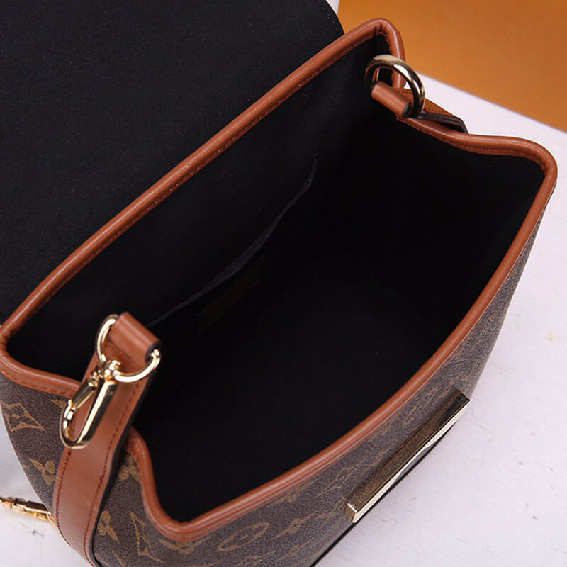 Louis Vuitton Dauphine PM