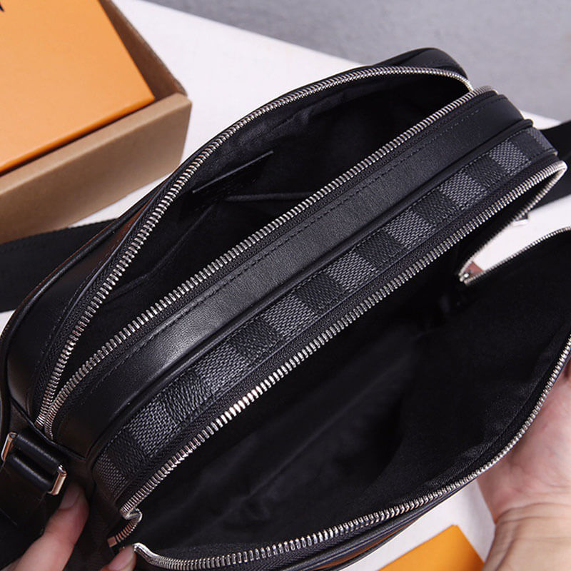 Louis Vuitton Trocadero Messenger