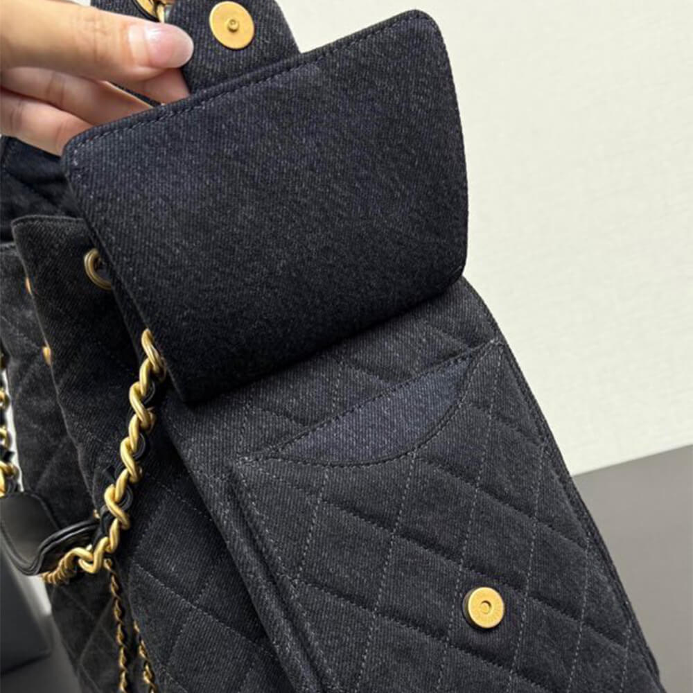 Chanel 25 Medium