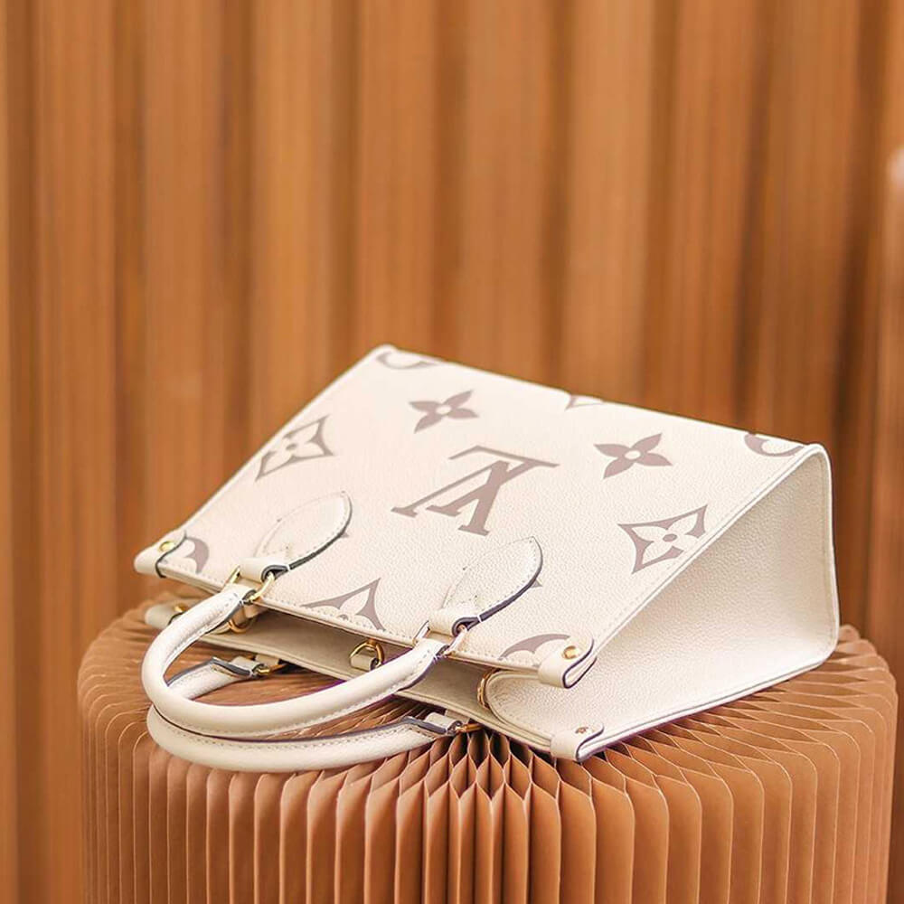 Louis Vuitton OnTheGo PM