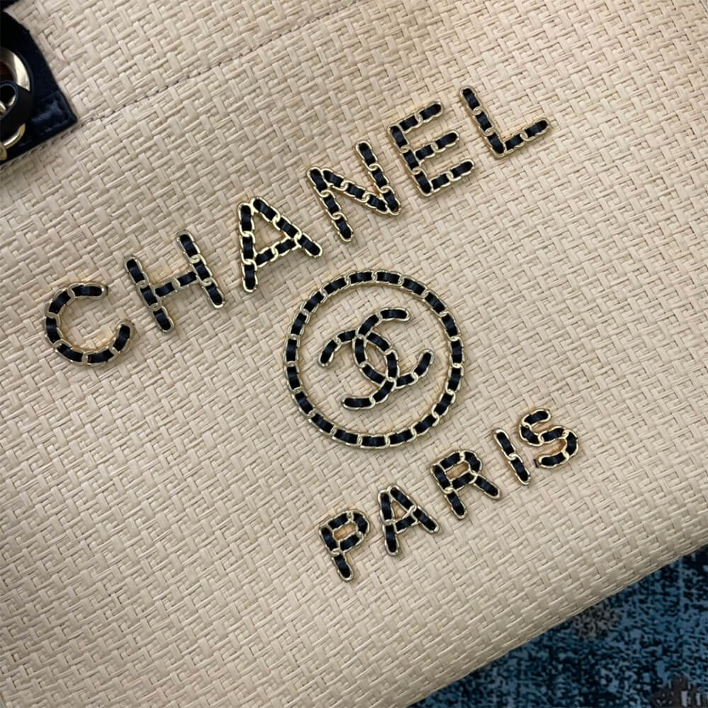 Chanel Deauville Large