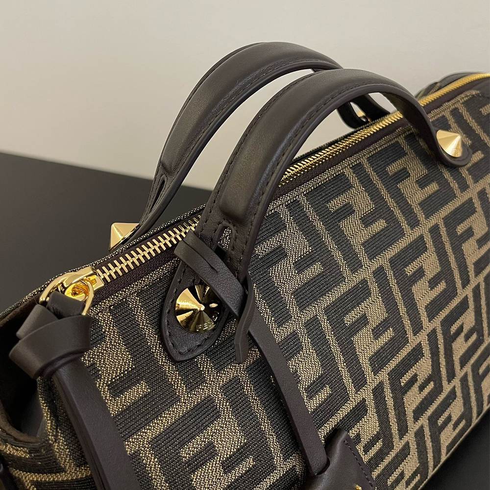 Fendi By The Way Selleria Medium