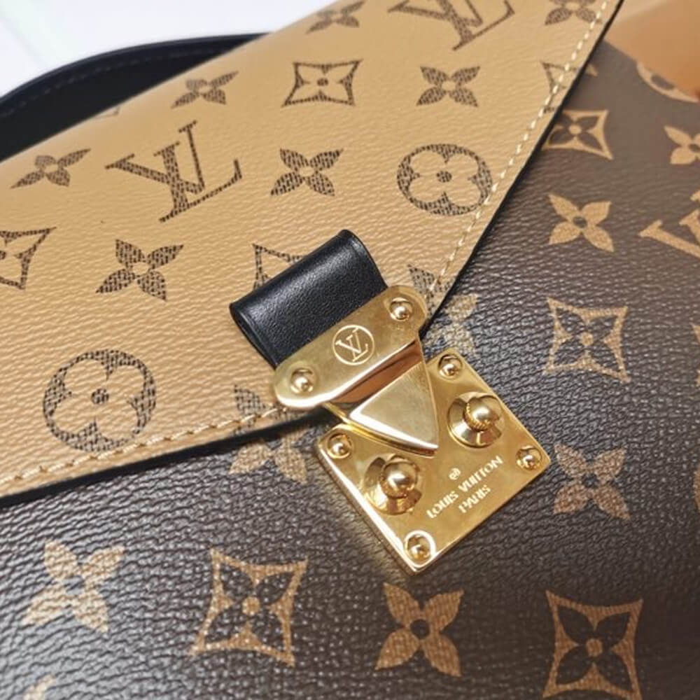 Louis Vuitton Pochette Métis