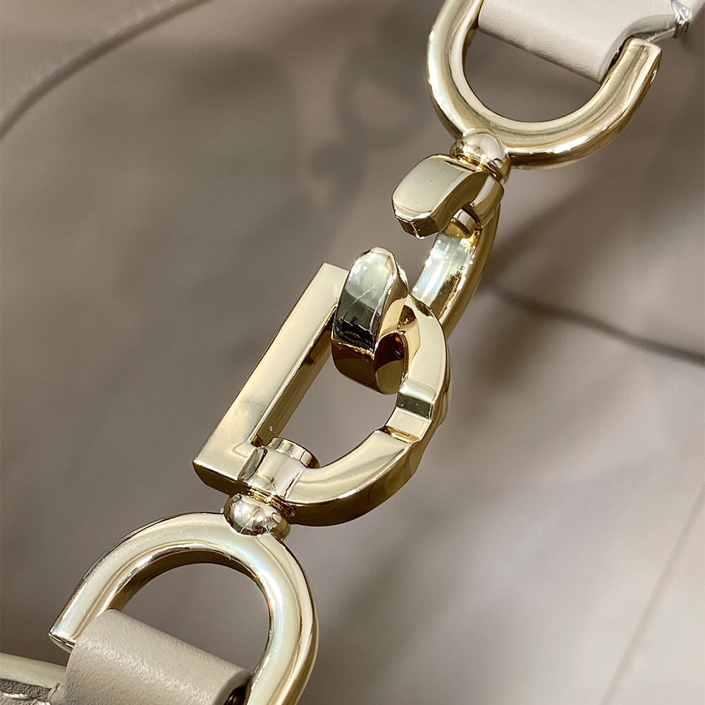 Dior Medium Toujours Vertical