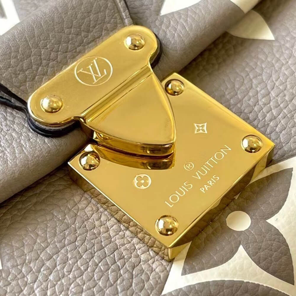 Louis Vuitton Favorite