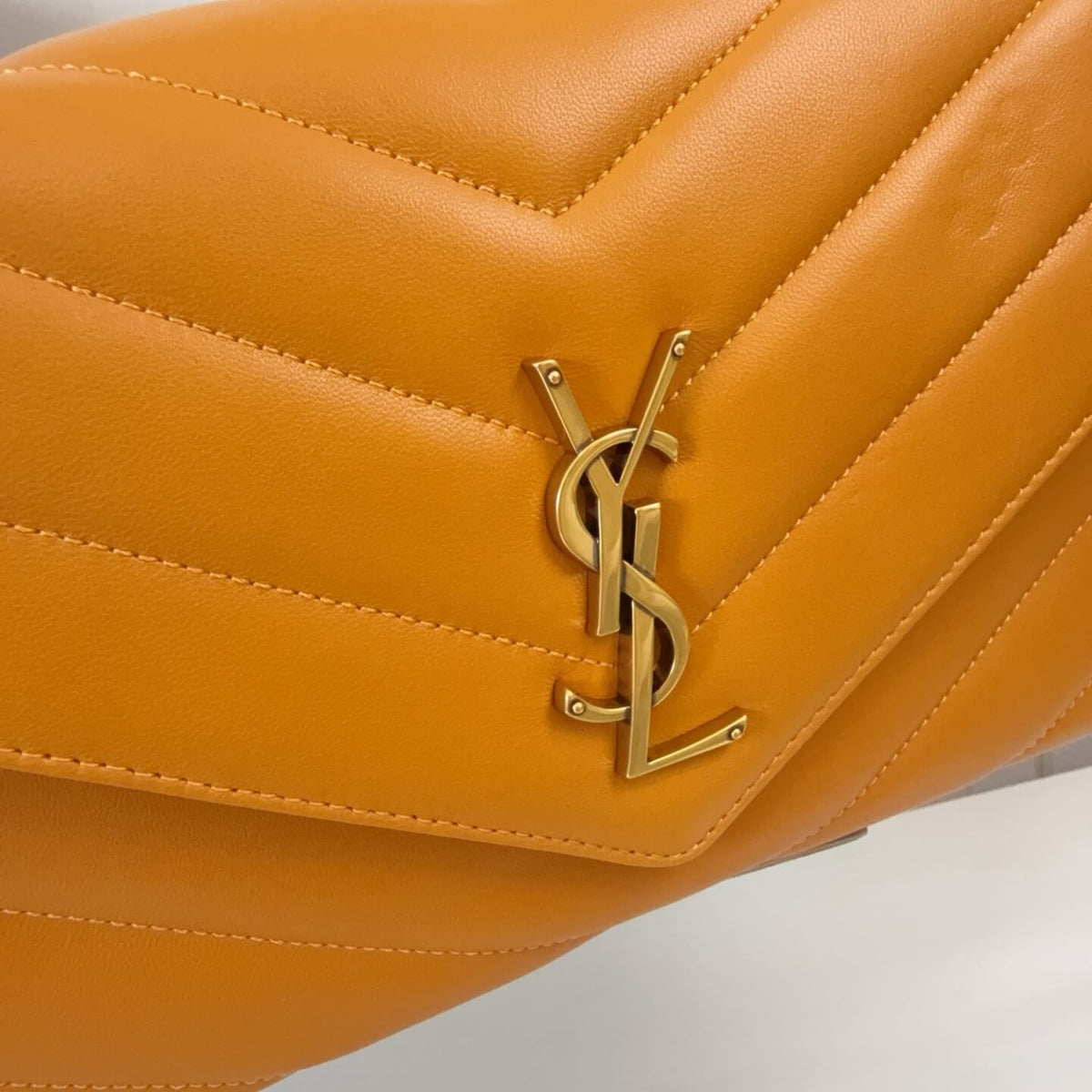 Ysl LouLou Medium